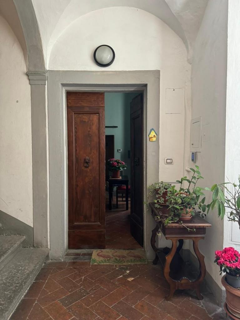 The Smallest Hostel Of フィレンツェ エクステリア 写真