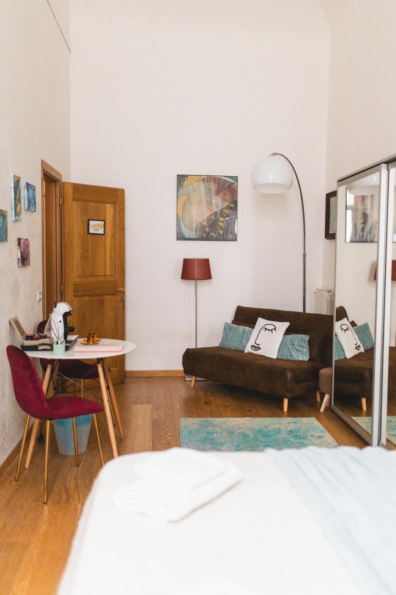 The Smallest Hostel Of フィレンツェ エクステリア 写真