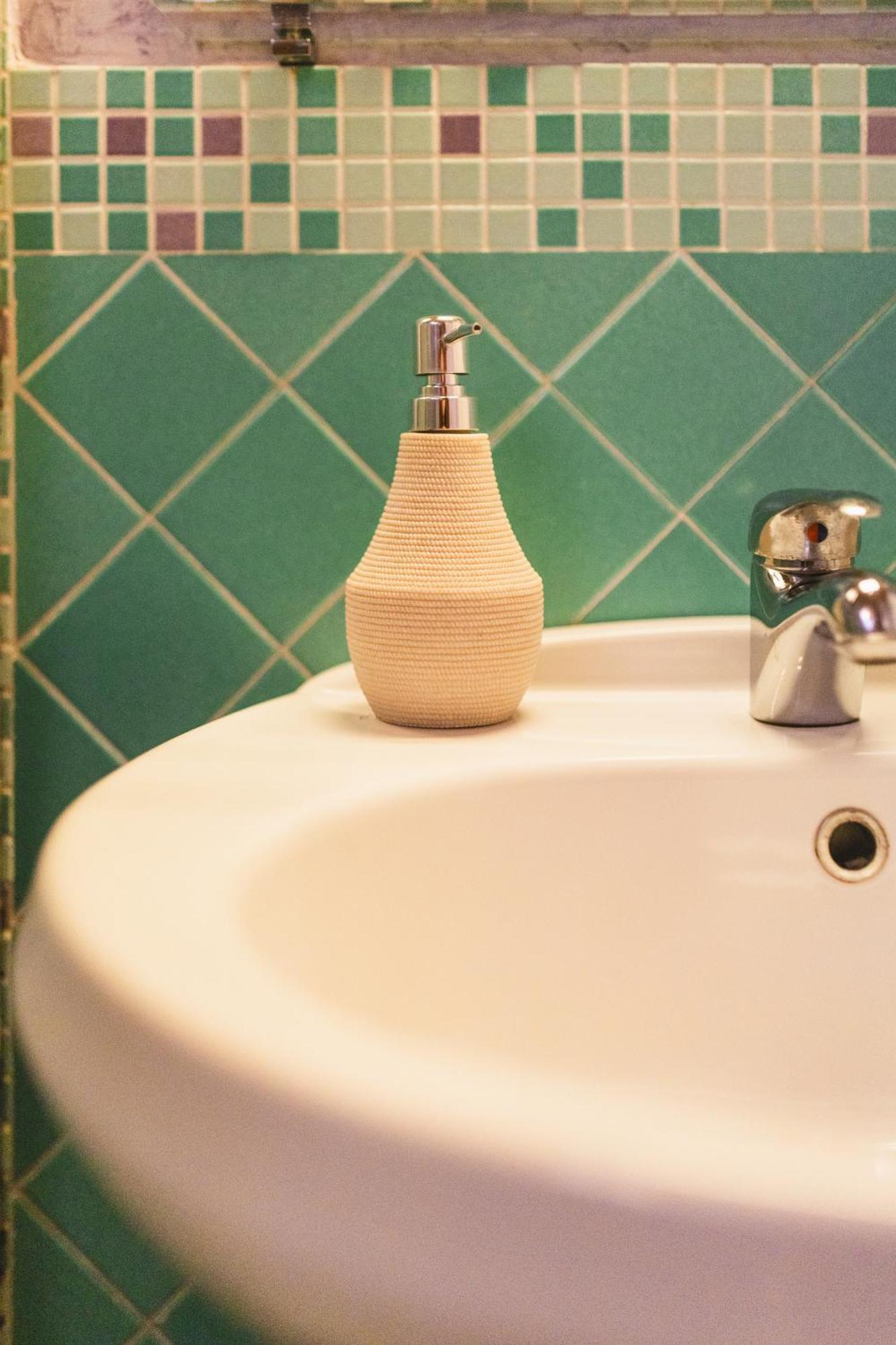 The Smallest Hostel Of フィレンツェ エクステリア 写真