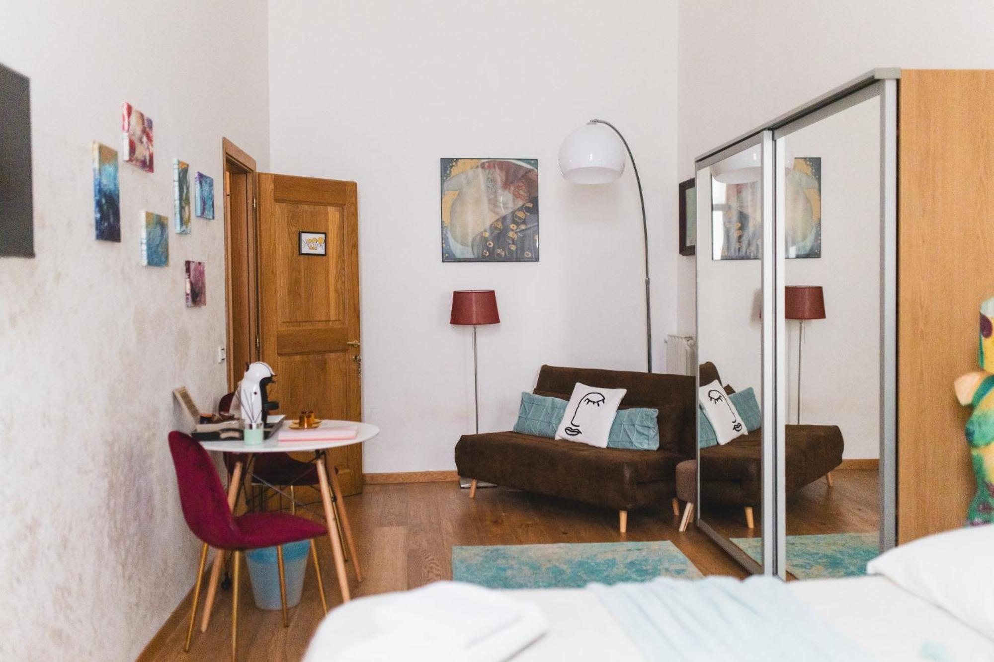 The Smallest Hostel Of フィレンツェ エクステリア 写真