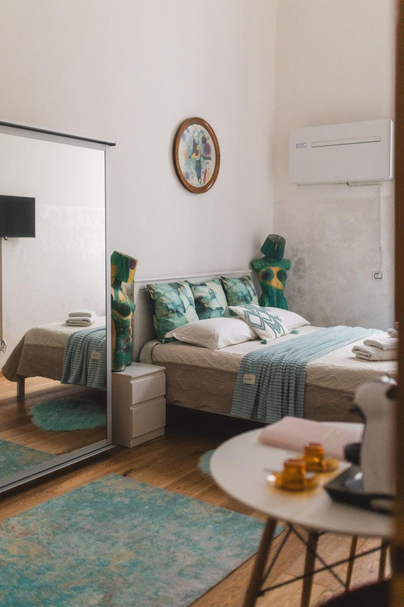 The Smallest Hostel Of フィレンツェ エクステリア 写真